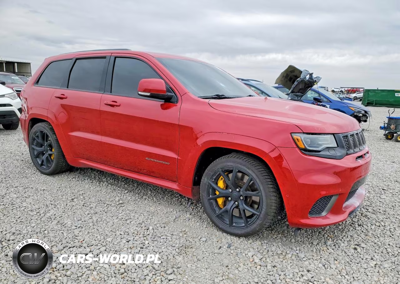 2018 Jeep Grand Cherokee Trackhawk VIN:1C4RJFN90JC254211 - 4