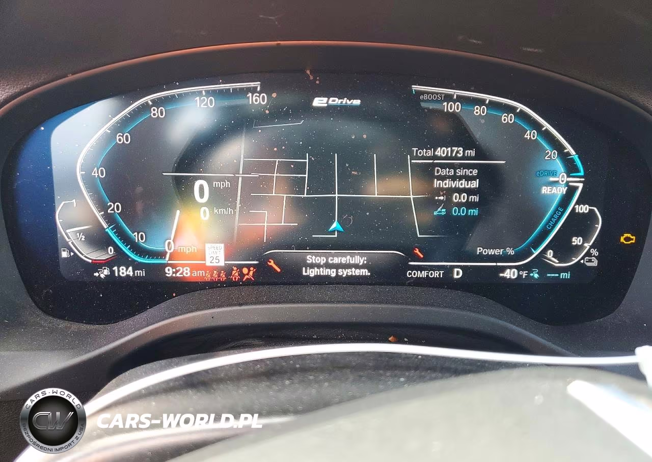 2021 BMW X3 xDrive30E VIN:5UXTS1C03M9G61131 - 9