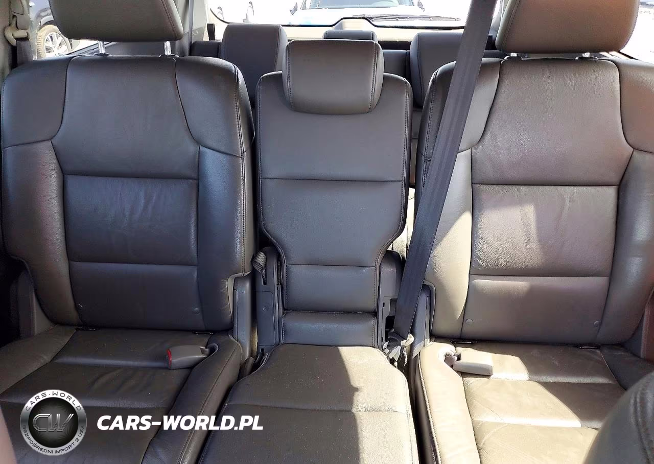 2013 Honda Odyssey Touring VIN:5FNRL5H93DB060747 - 10