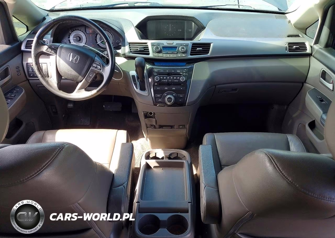 2013 Honda Odyssey Touring VIN:5FNRL5H93DB060747 - 8