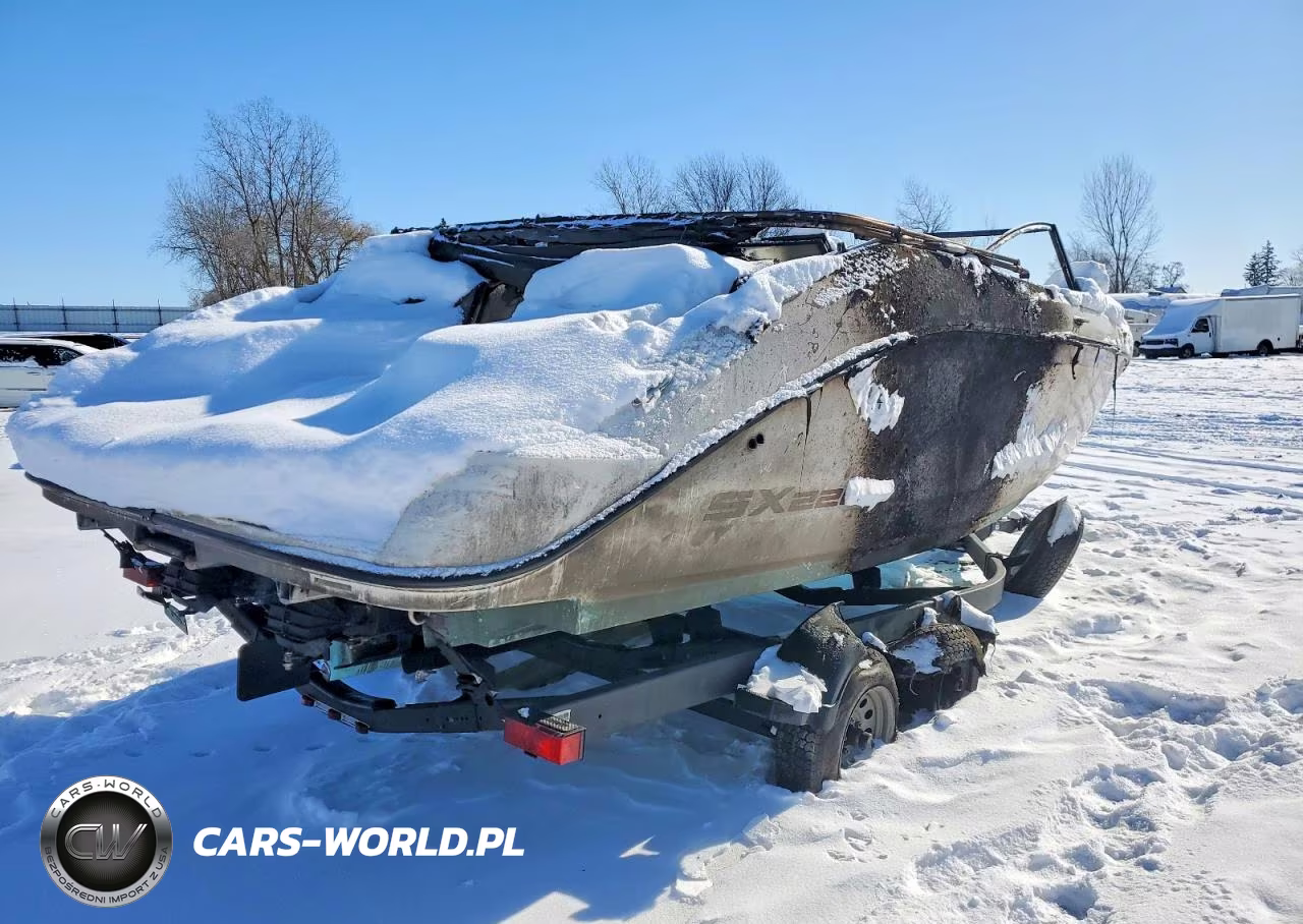 2024 Yamaha Sx220 Boat VIN:YAMC0540H324 - 4