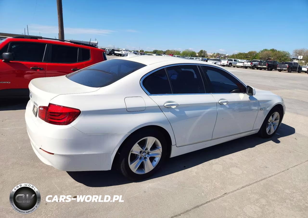 2011 BMW 528 I VIN:WBAFR1C53BDS35031 - 3