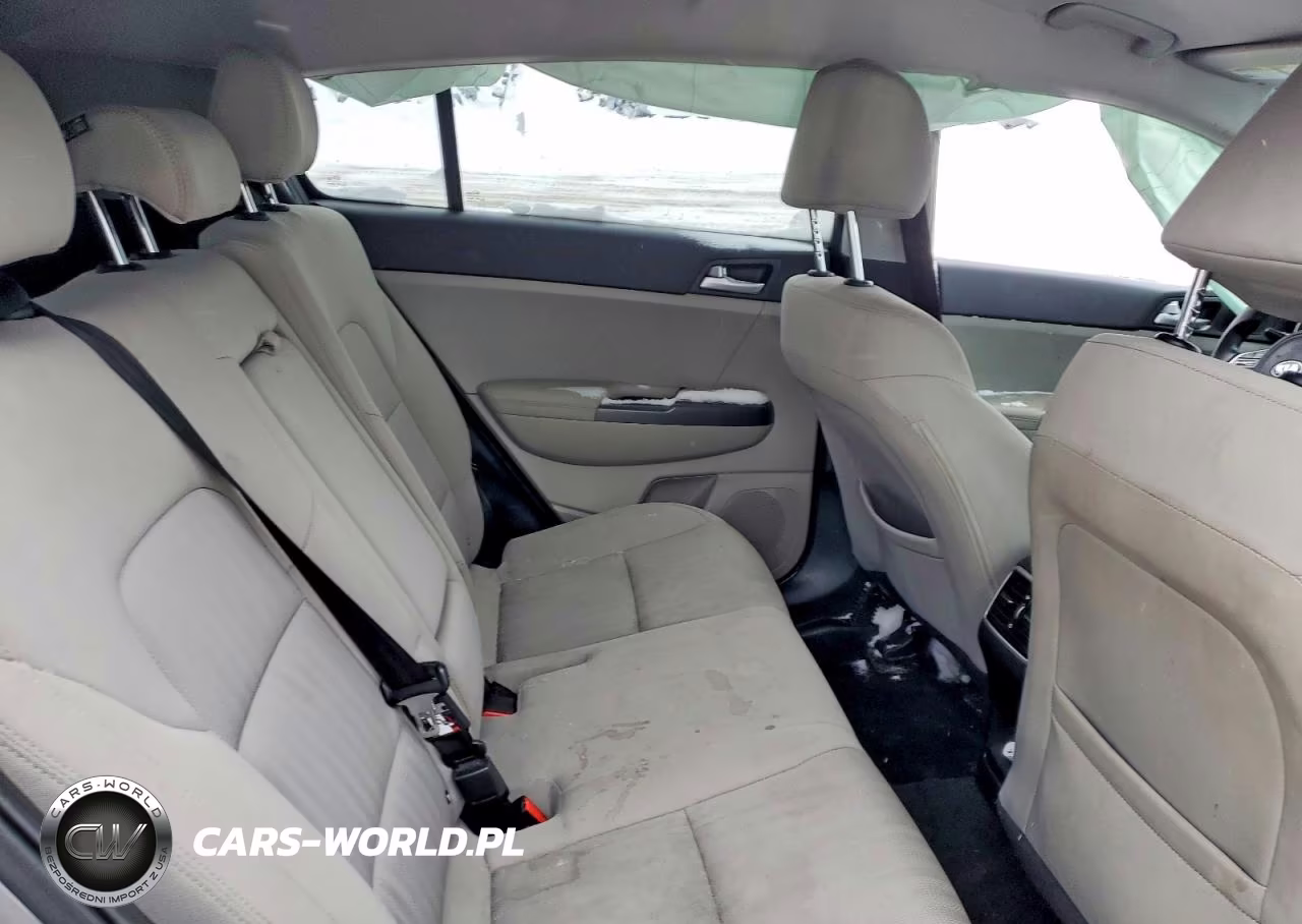 2020 Kia Sportage Lx VIN:KNDPMCAC2L7748659 - 11