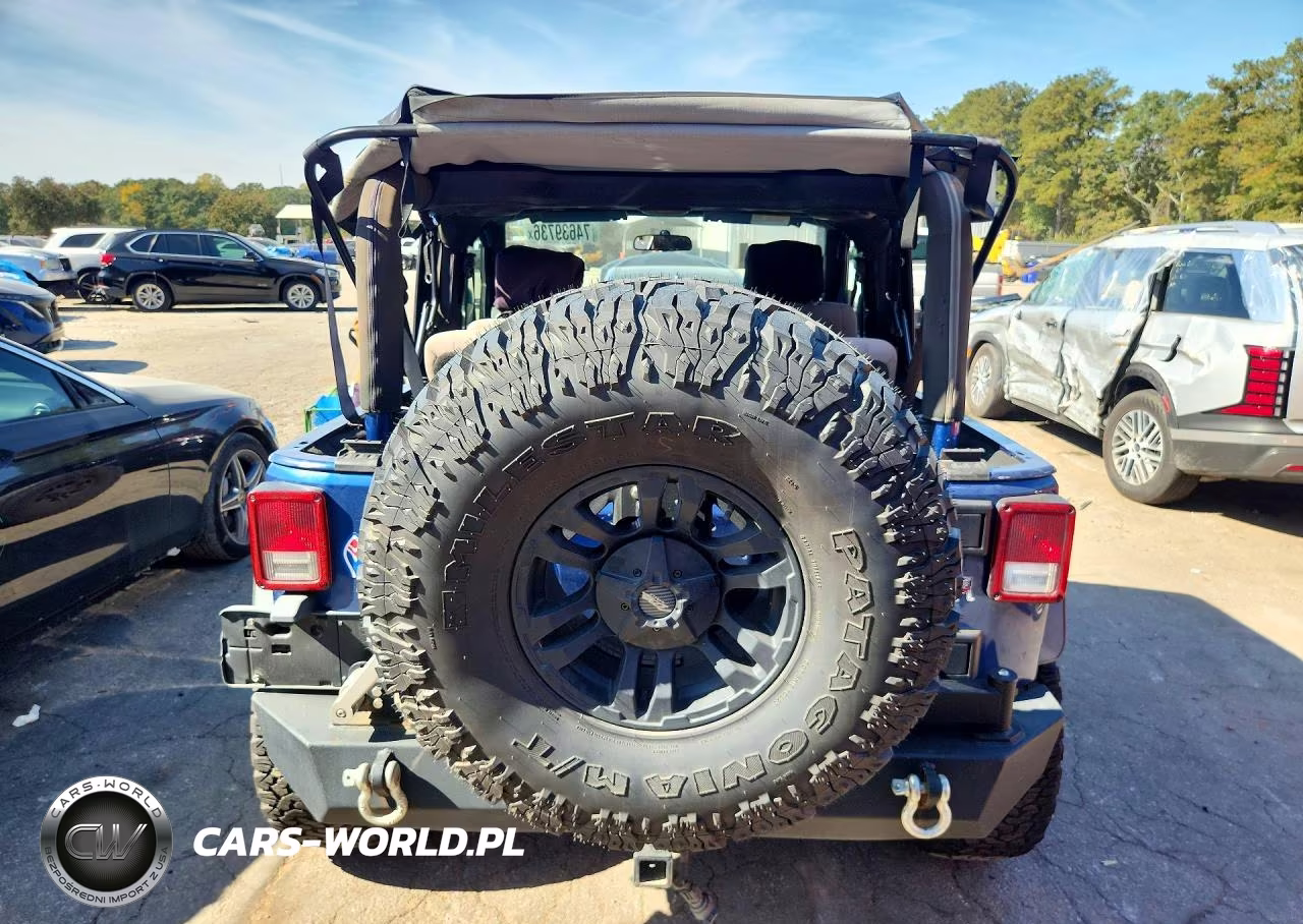 2009 Jeep Wrangler X VIN:1J4FA24199L741811 - 6