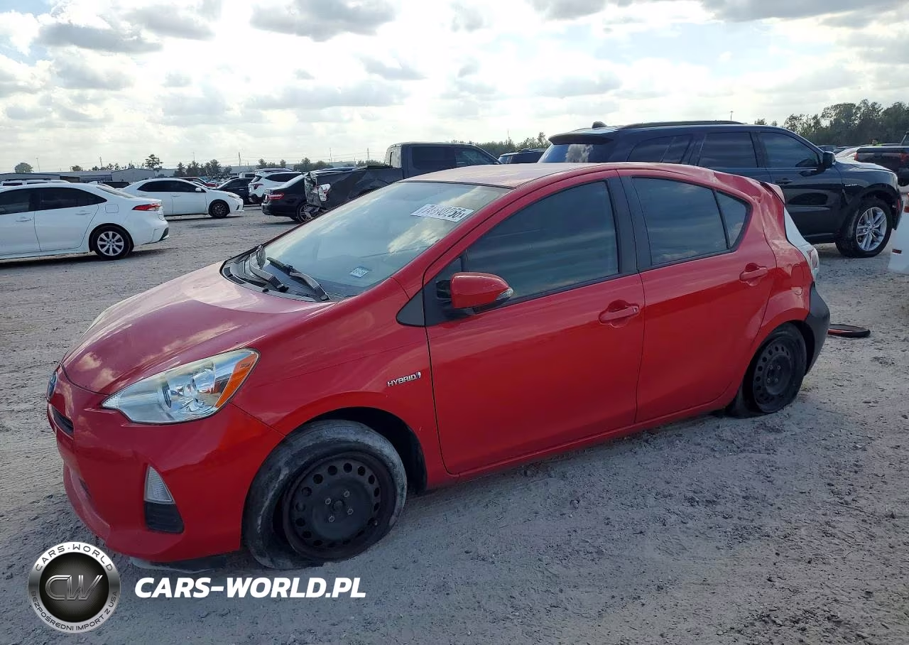 2014 Toyota Prius C One
