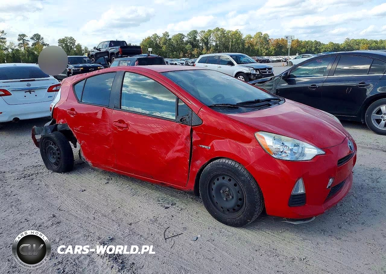 2014 Toyota Prius C One VIN:JTDKDTB38E1078047 - 5