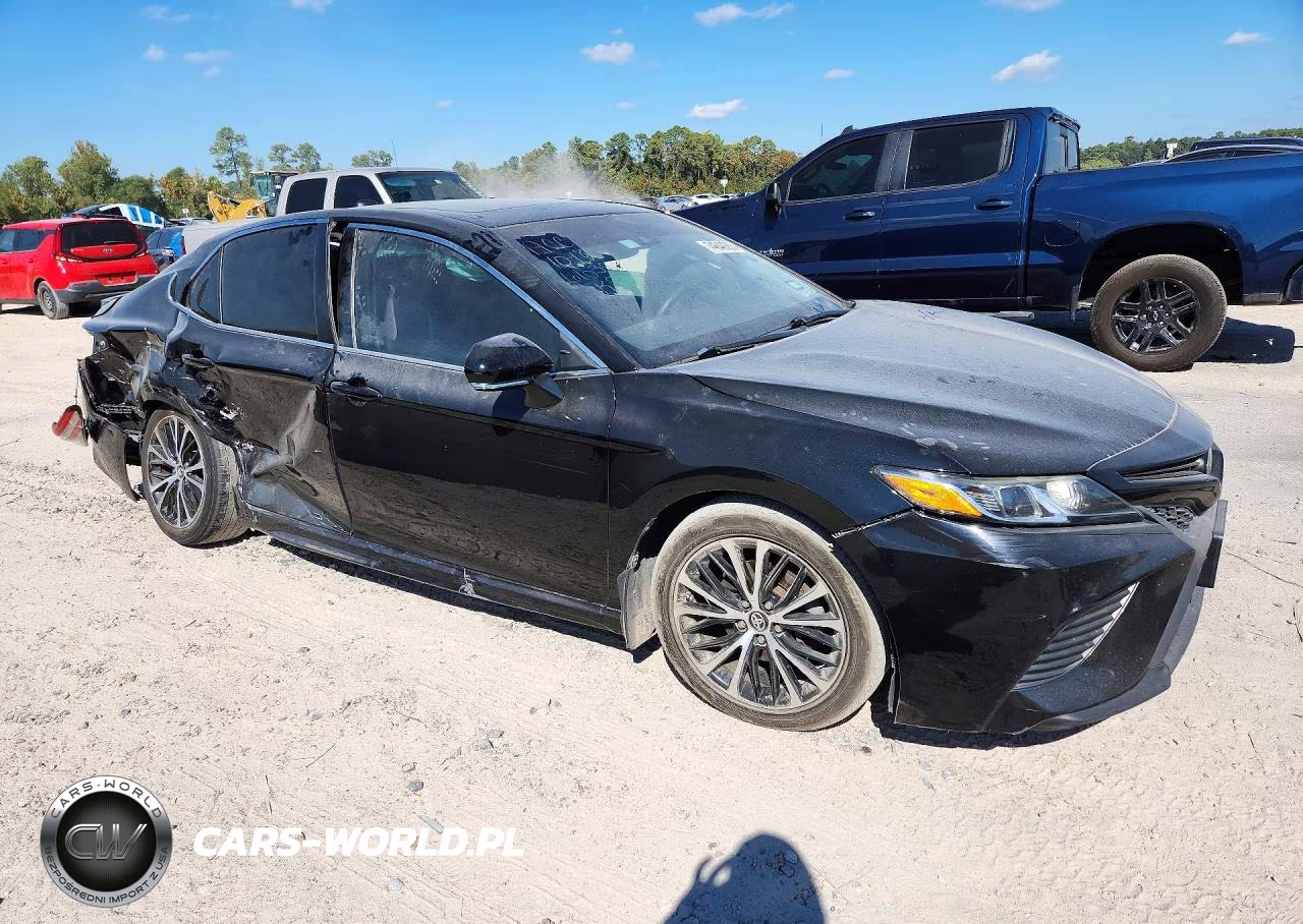 2018 Toyota Camry Se VIN:4T1B11HK2JU644204 - 4