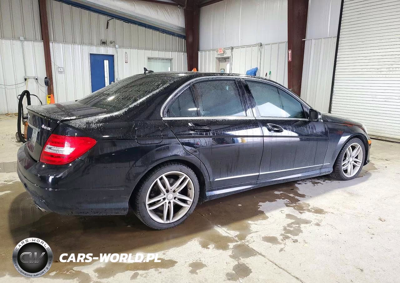 2014 Mercedes-Benz C 300 Sport 4Matic VIN:WDDGF8AB3ER310339 - 3