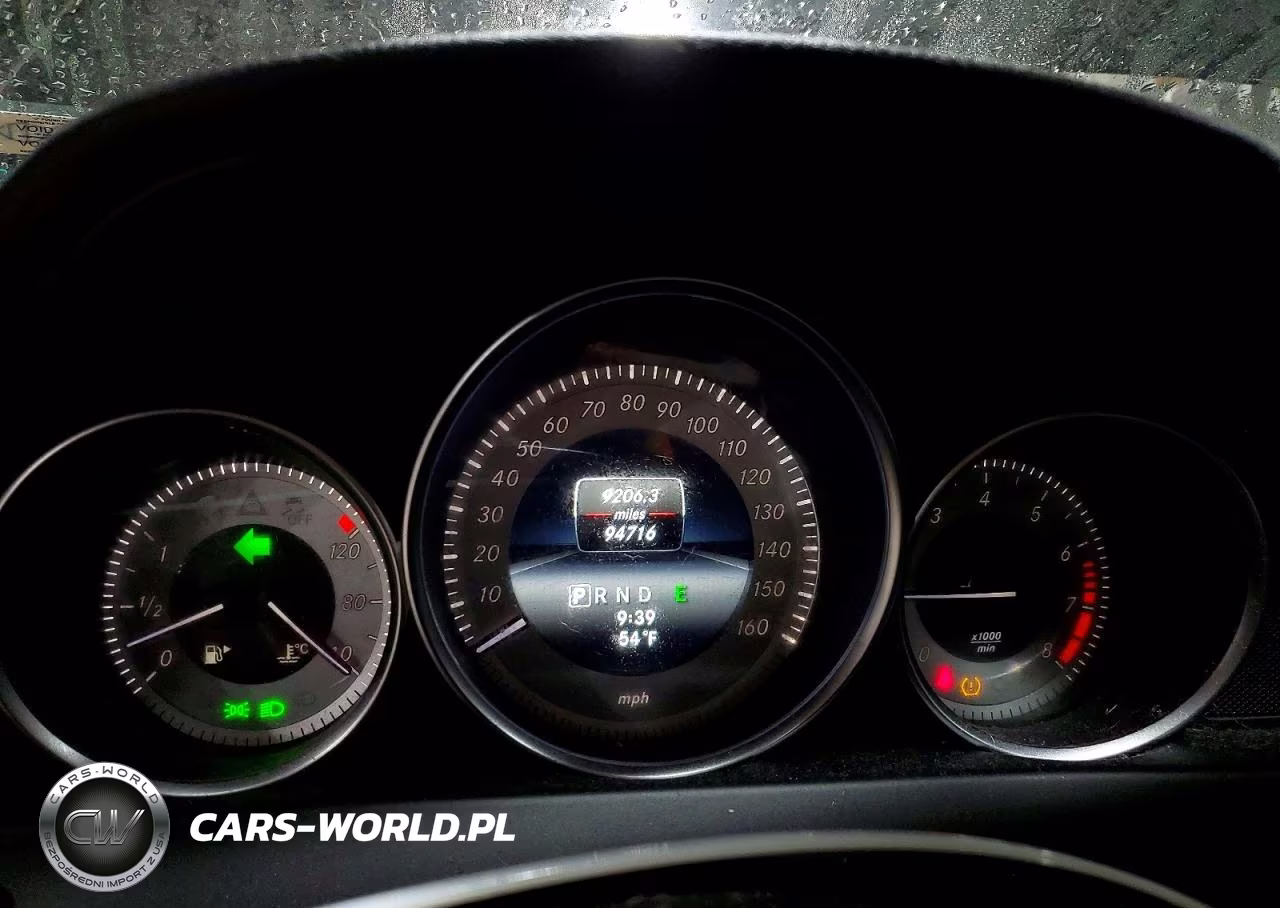 2014 Mercedes-Benz C 300 Sport 4Matic VIN:WDDGF8AB3ER310339 - 9
