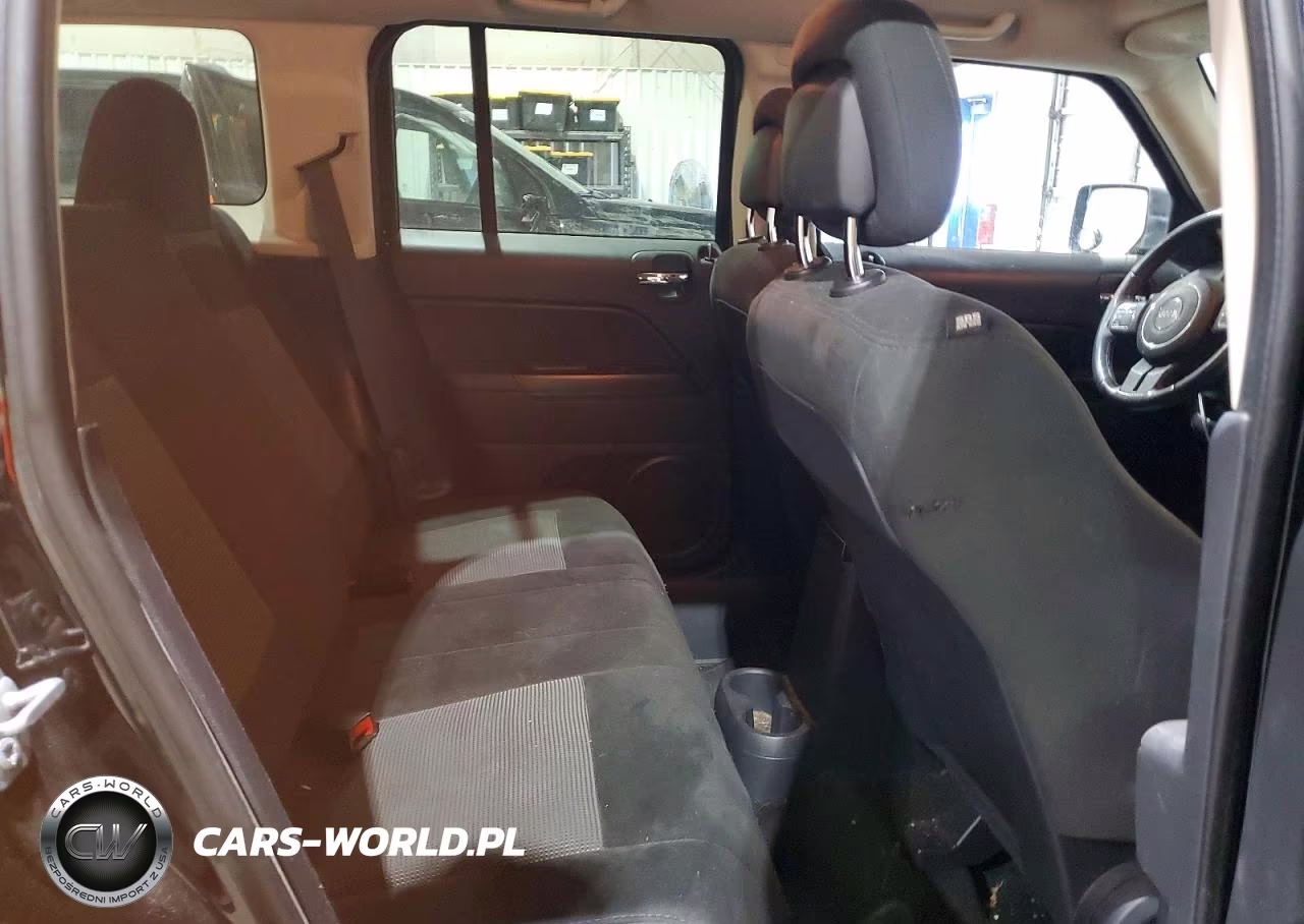 2017 Jeep Patriot Latitude VIN:1C4NJRFB5HD128416 - 11