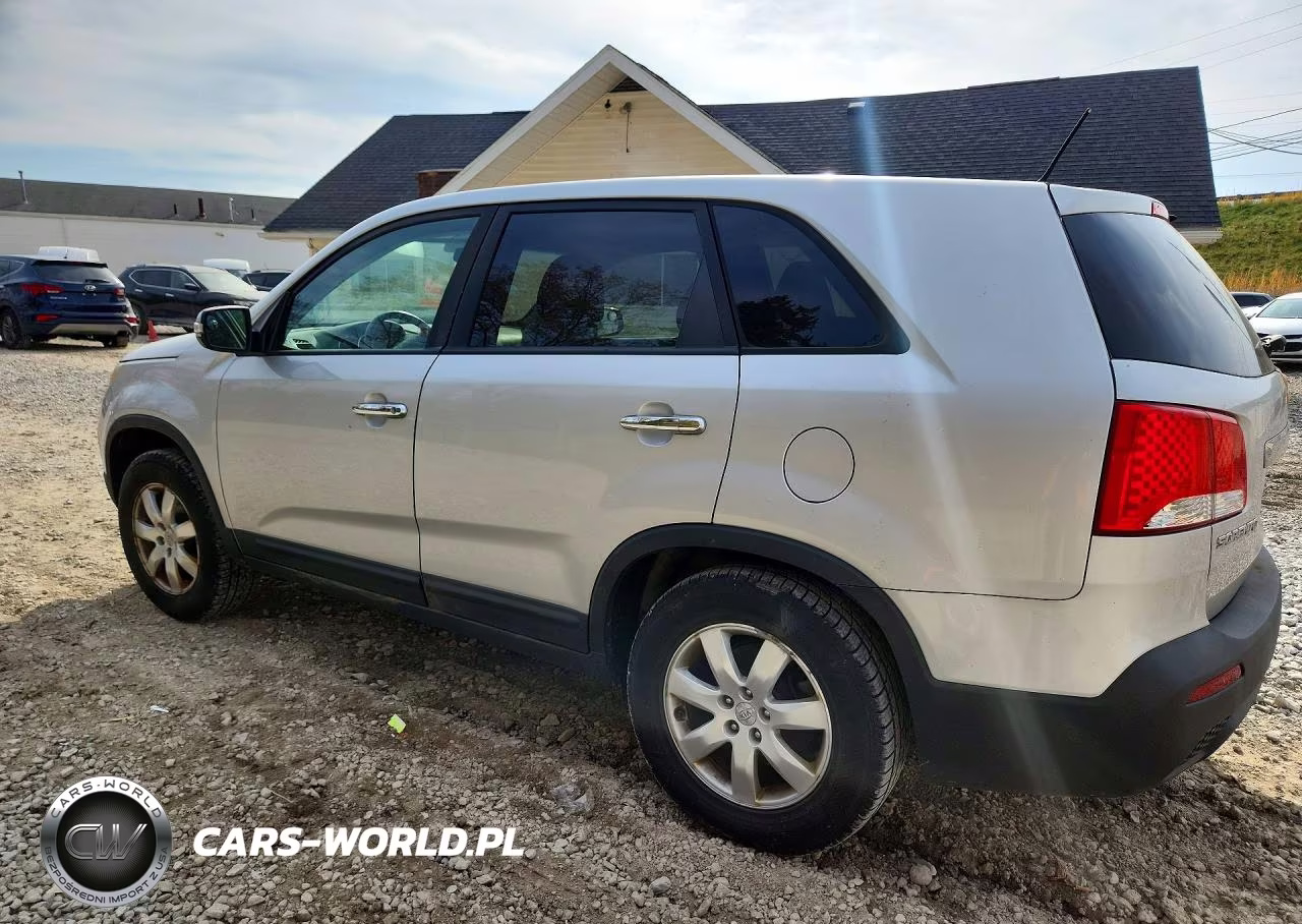 2012 Kia Sorento Lx VIN:5XYKT3A14CG189713 - 2