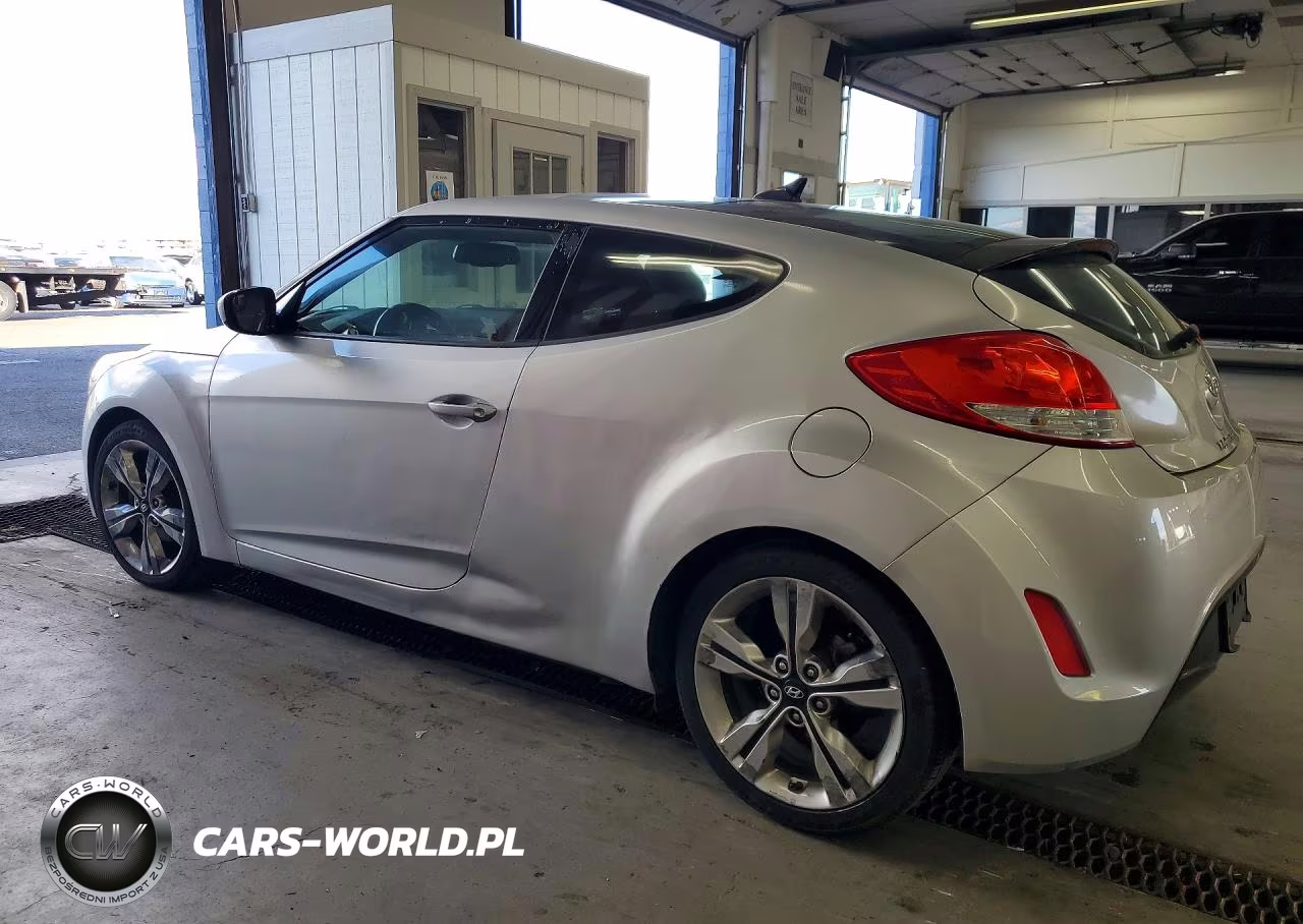 2016 Hyundai Veloster Base VIN:KMHTC6AD0GU279022 - 2