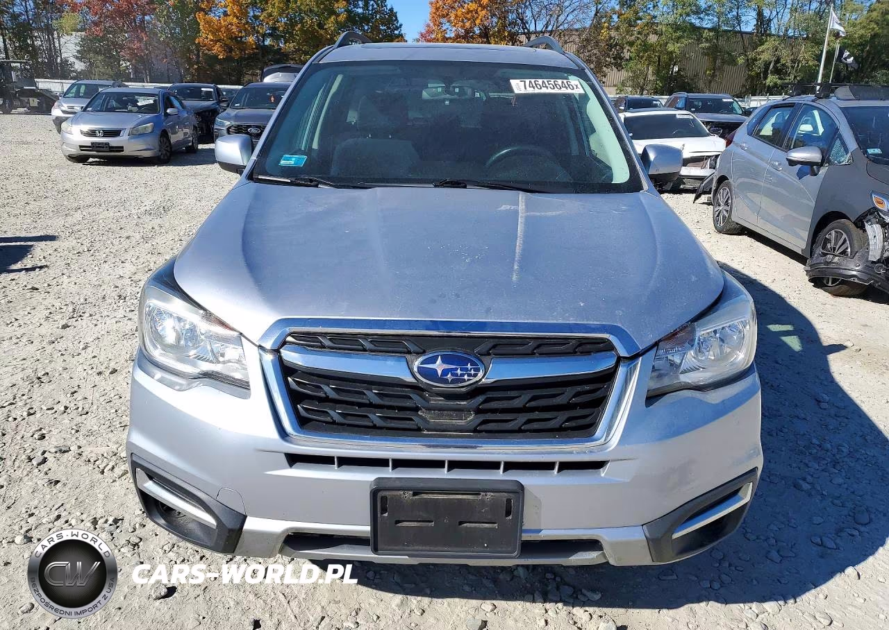 2017 Subaru Forester 2.5I Premium VIN:JF2SJAEC7HH496542 - 5