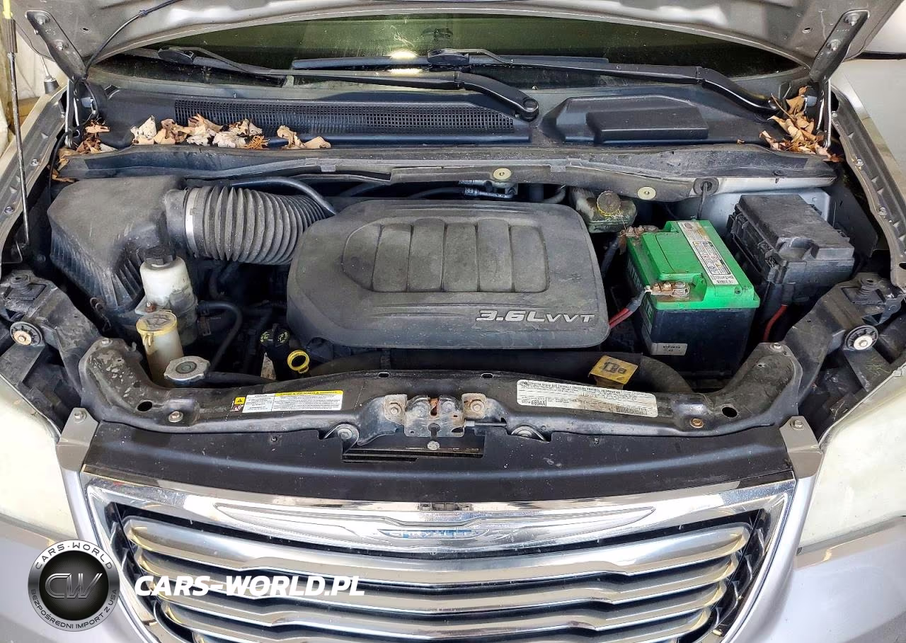 2016 Chrysler Town & Country Touring VIN:2C4RC1BG4GR212558 - 12