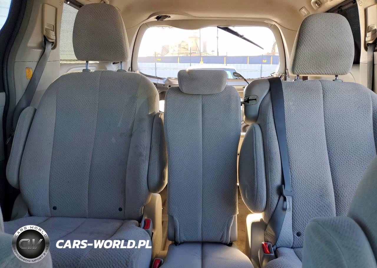 2012 Toyota Sienna Le VIN:5TDKK3DC3CS195540 - 10