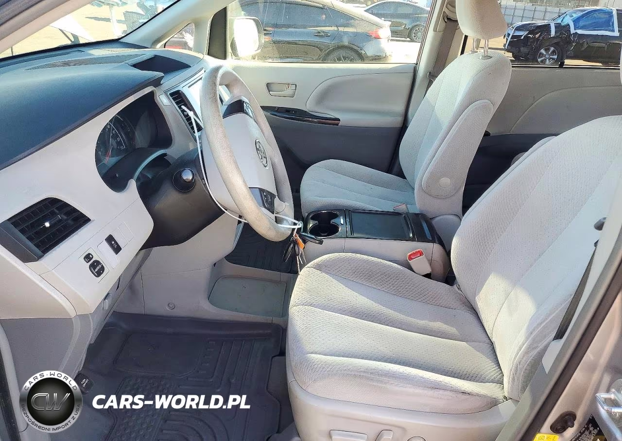 2012 Toyota Sienna Le VIN:5TDKK3DC3CS195540 - 7