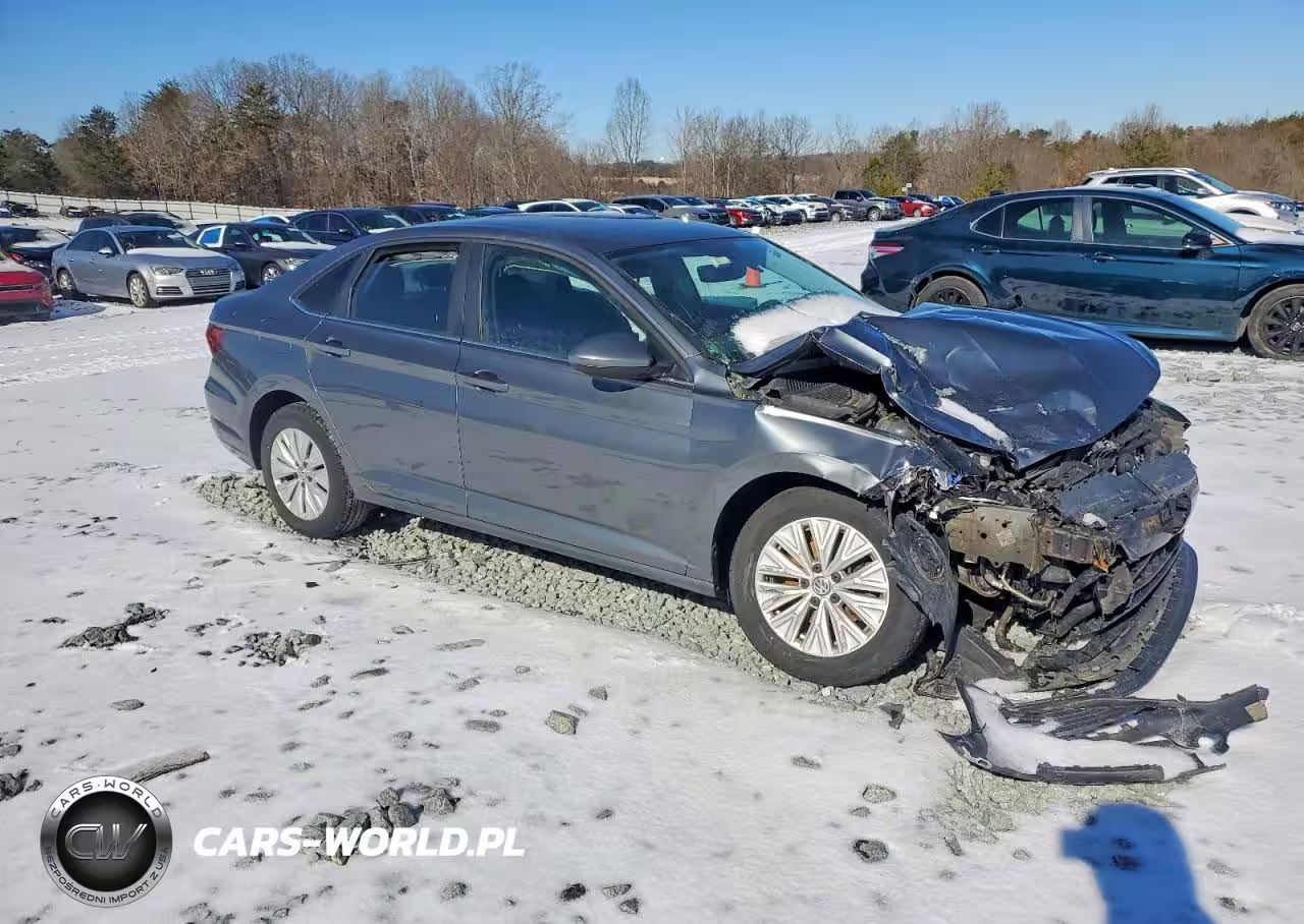 2019 Volkswagen Jetta S VIN:3VWC57BU3KM230524 - 4