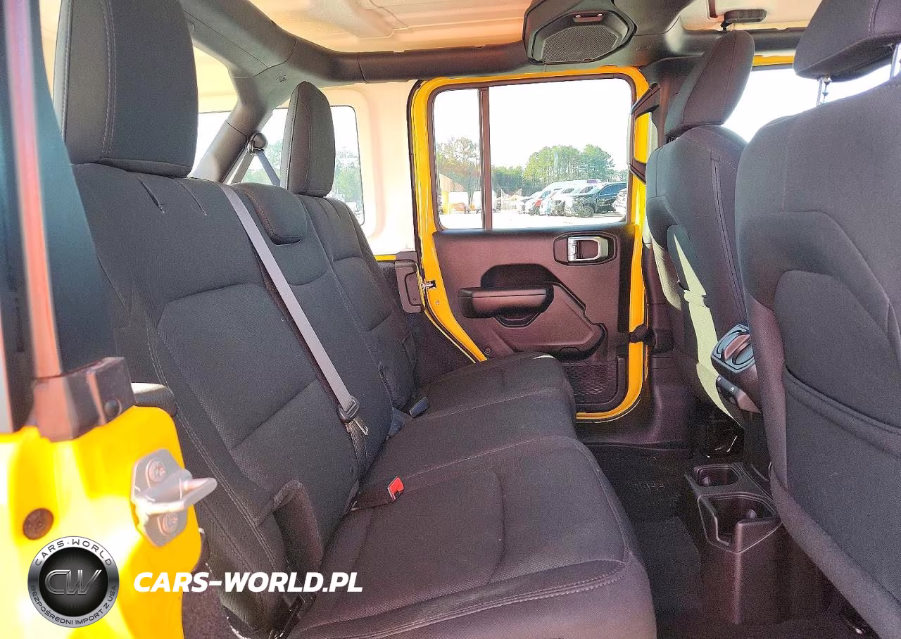 2018 Jeep Wrangler Unlimited Sport VIN:1C4HJXDG3JW281354 - 11