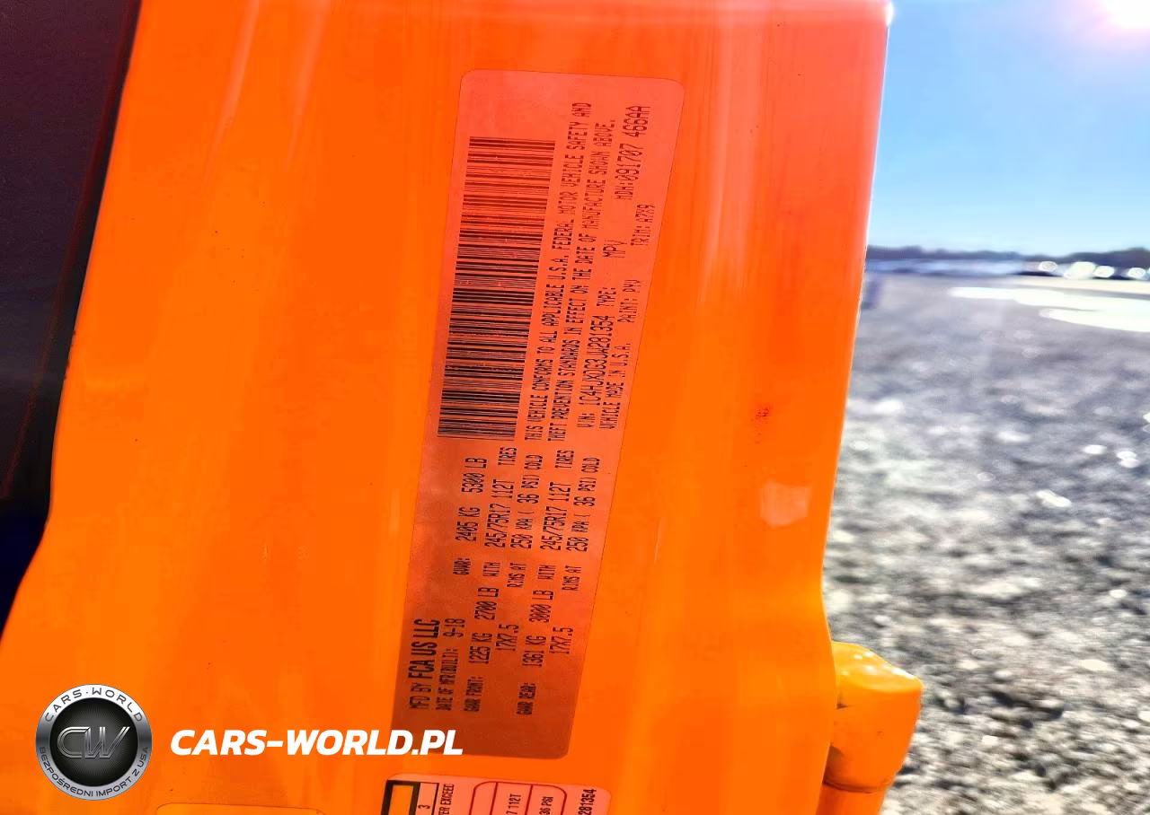 2018 Jeep Wrangler Unlimited Sport VIN:1C4HJXDG3JW281354 - 14