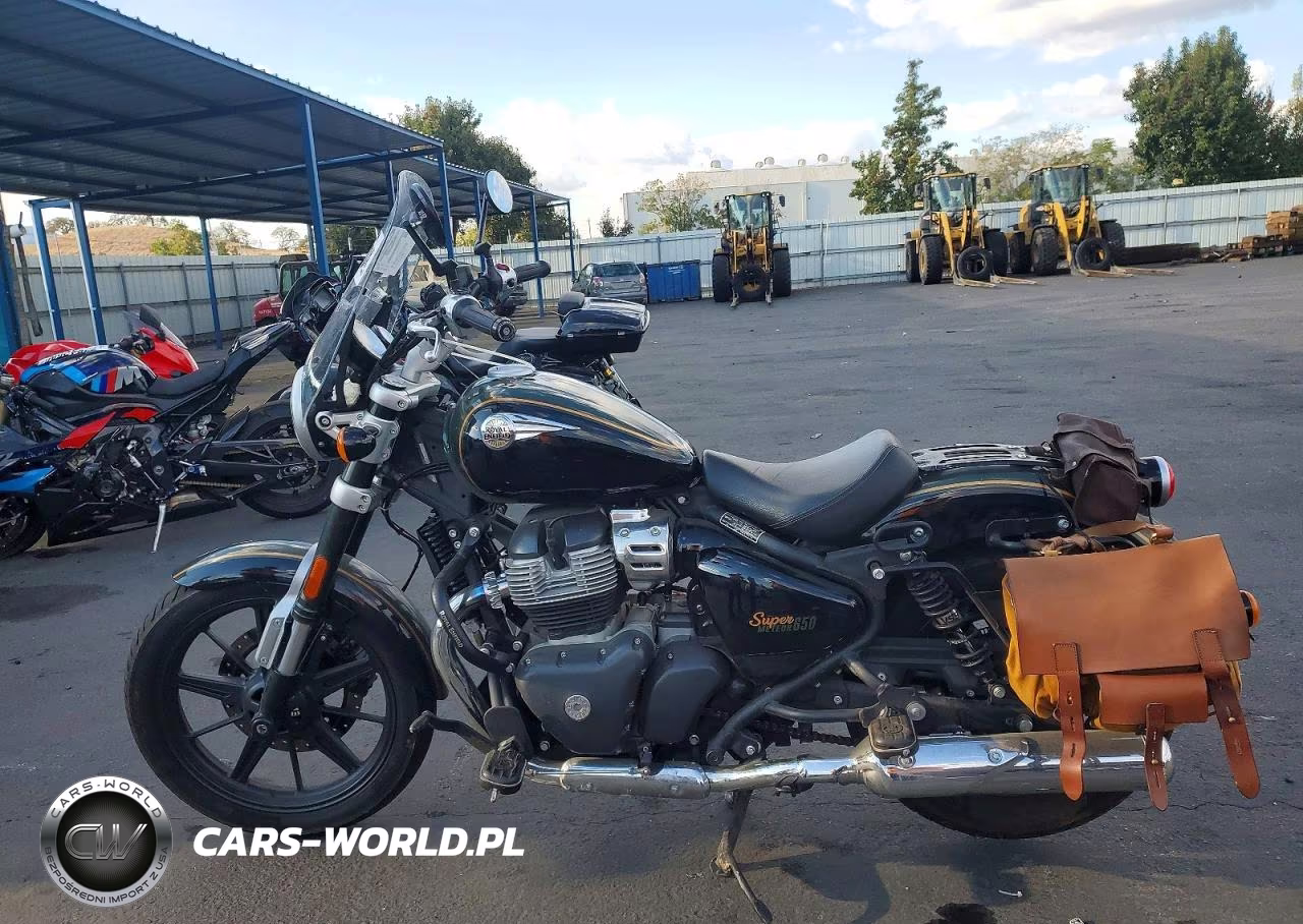 2024 Royal Enfield Motors Super Meteor 650 VIN:ME3HJN474RK700800 - 3