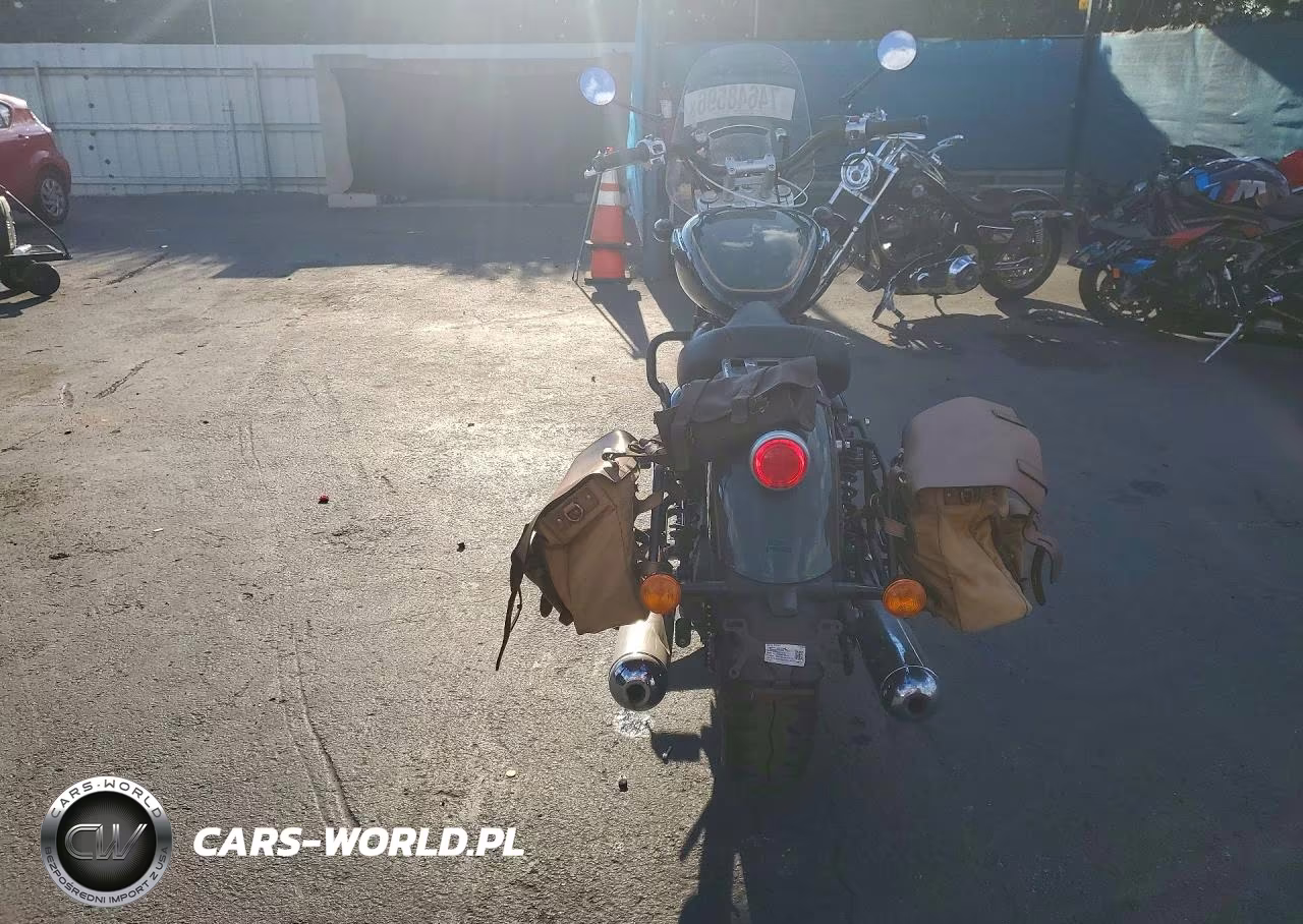 2024 Royal Enfield Motors Super Meteor 650 VIN:ME3HJN474RK700800 - 4