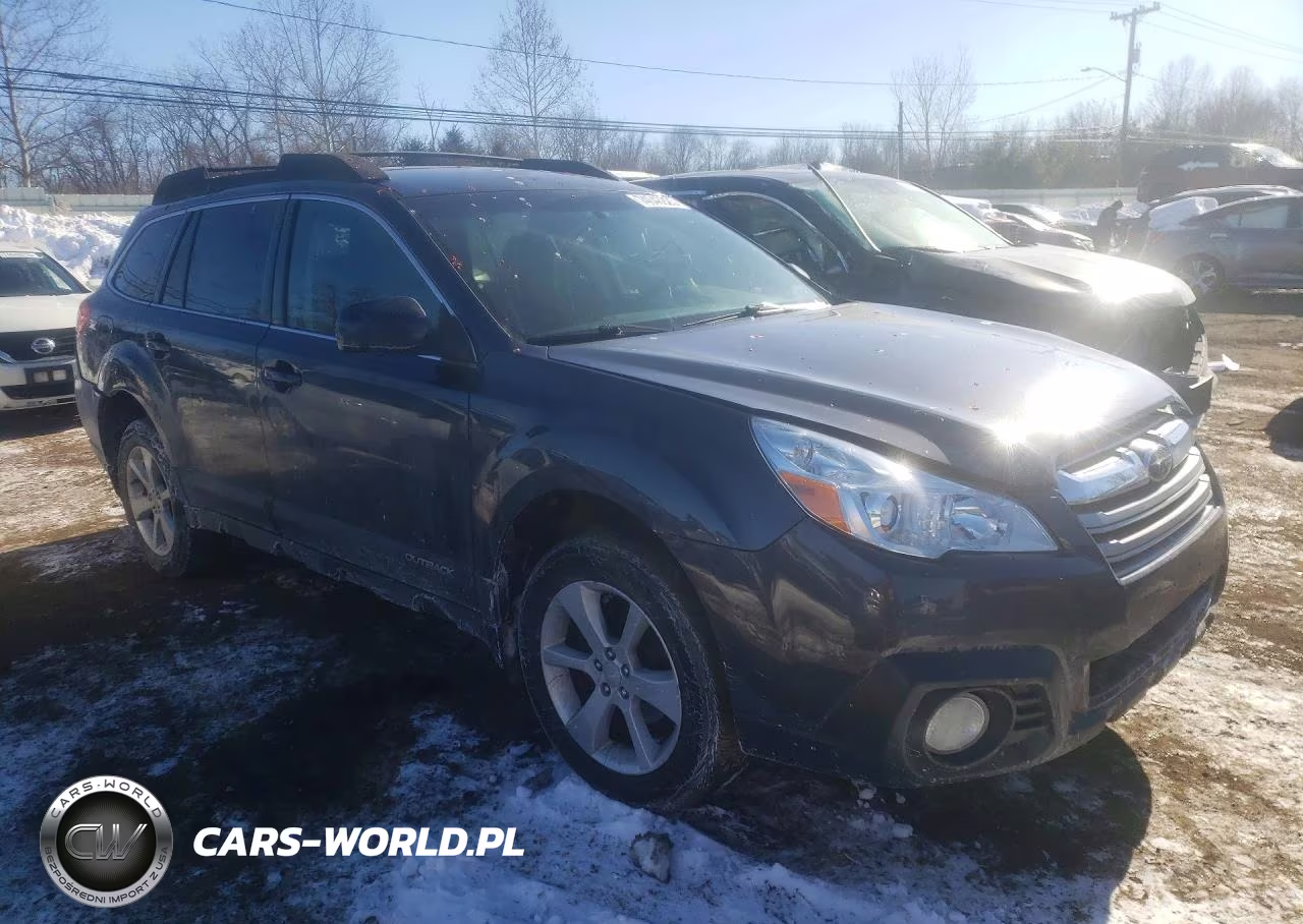 2013 Subaru Outback 2.5I Premium VIN:4S4BRBCCXD3202084 - 4