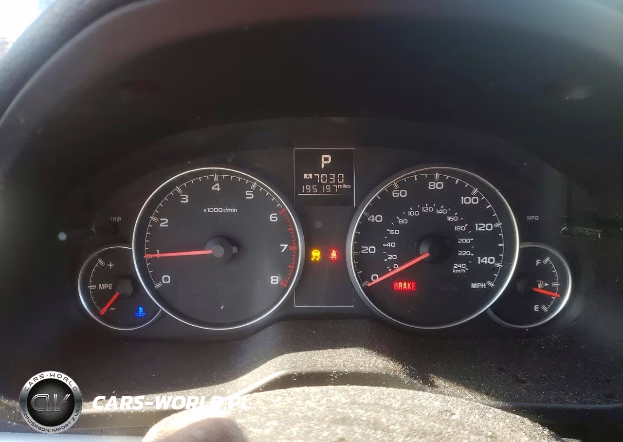2013 Subaru Outback 2.5I Premium VIN:4S4BRBCCXD3202084 - 9