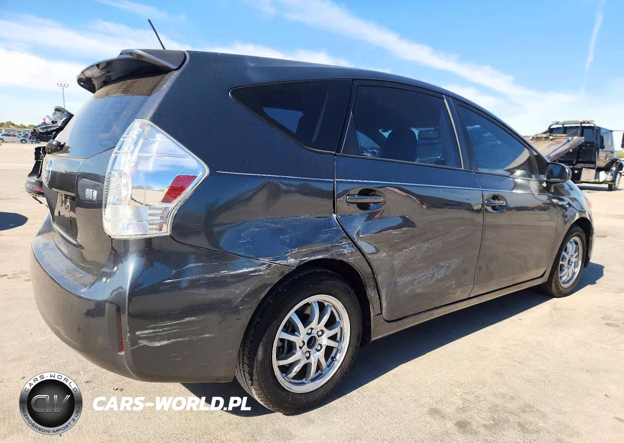 2013 Toyota Prius V Three VIN:JTDZN3EU7D3202599 - 3