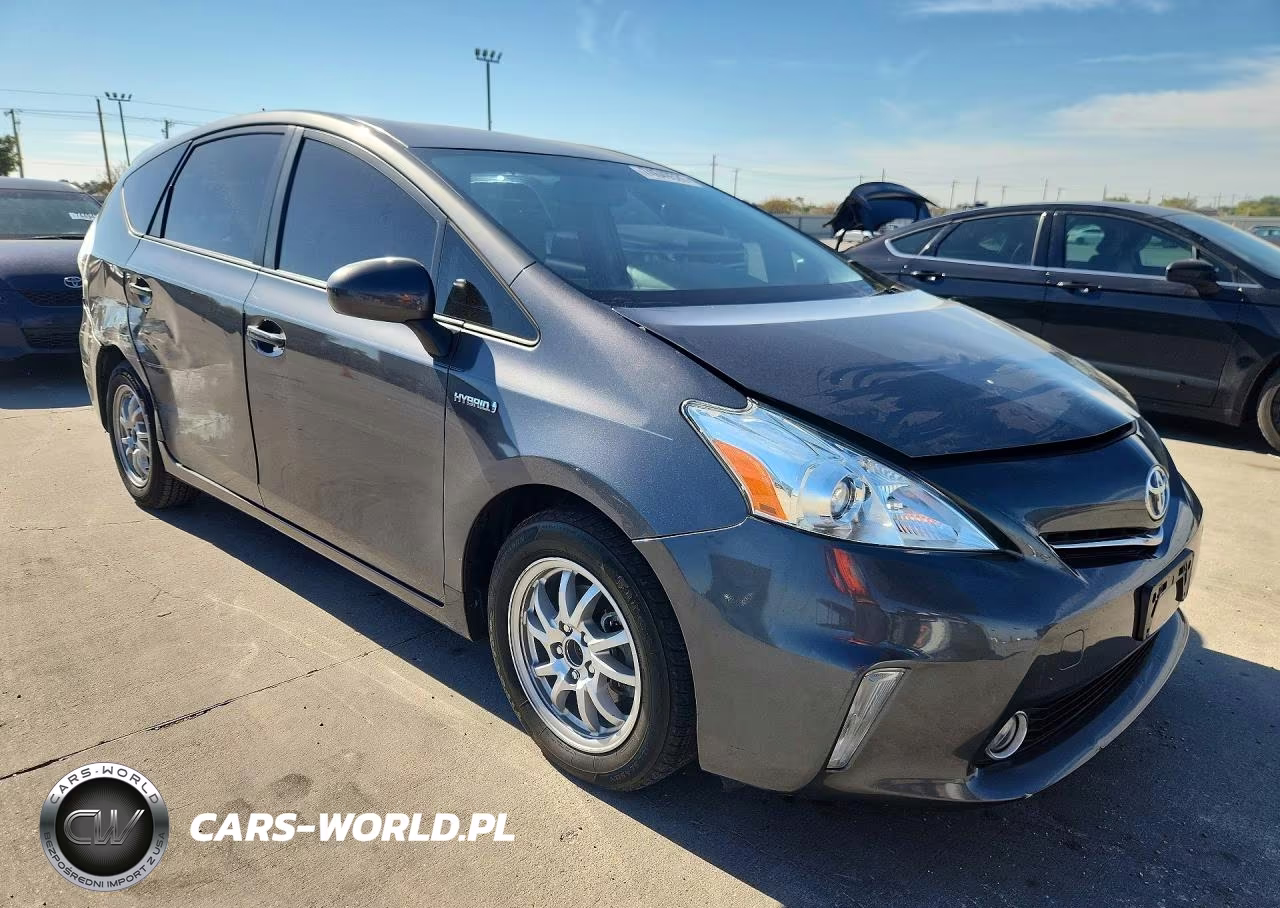2013 Toyota Prius V Three VIN:JTDZN3EU7D3202599 - 4