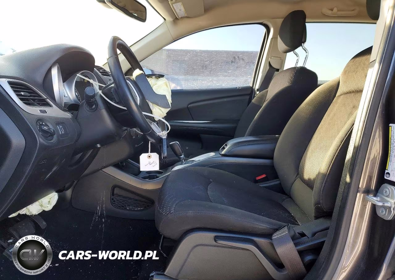 2019 Dodge Journey Se VIN:3C4PDCBG9KT738514 - 7