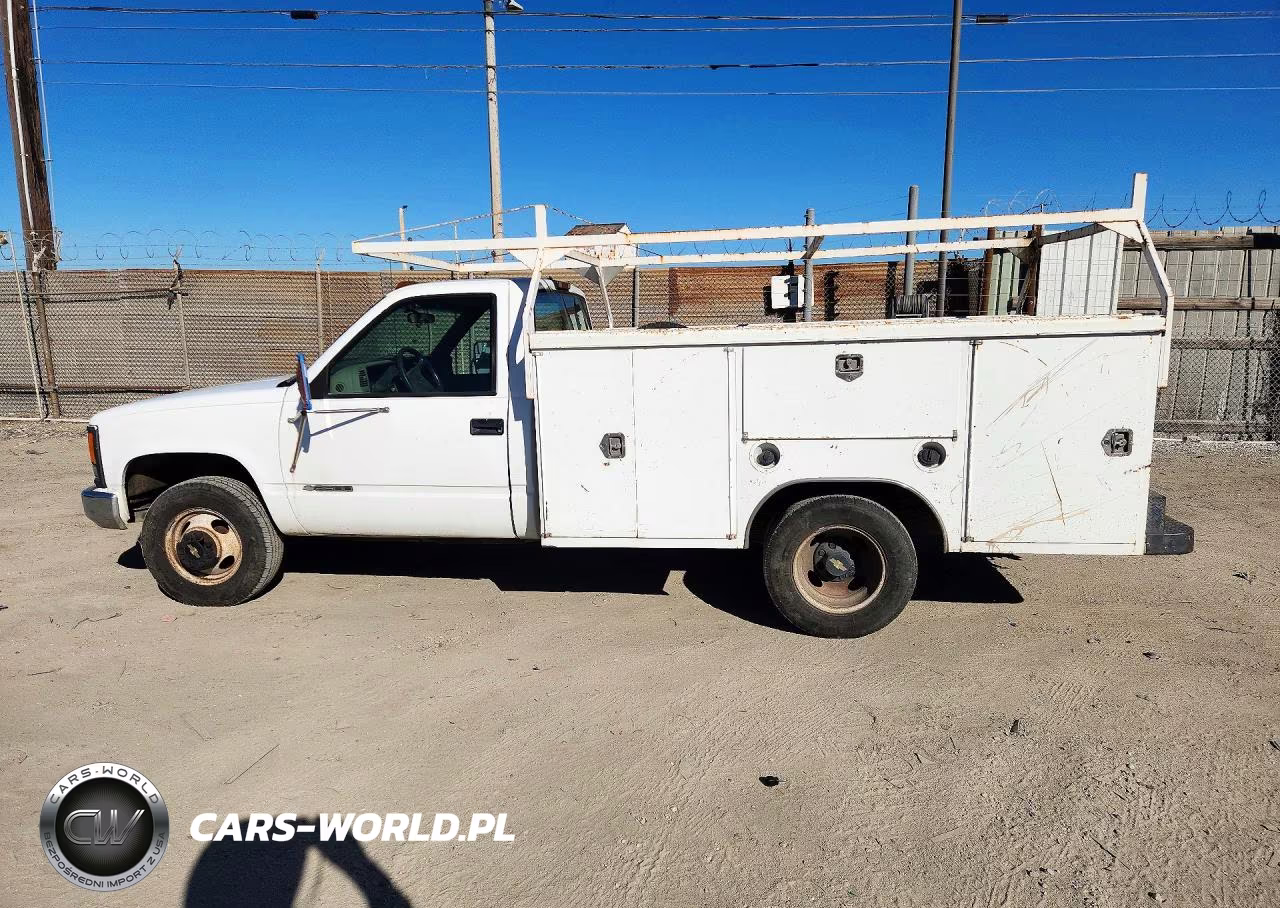 2000 Chevrolet Gmt-400 C3500 VIN:1GBHC34R7YF471032 - 2
