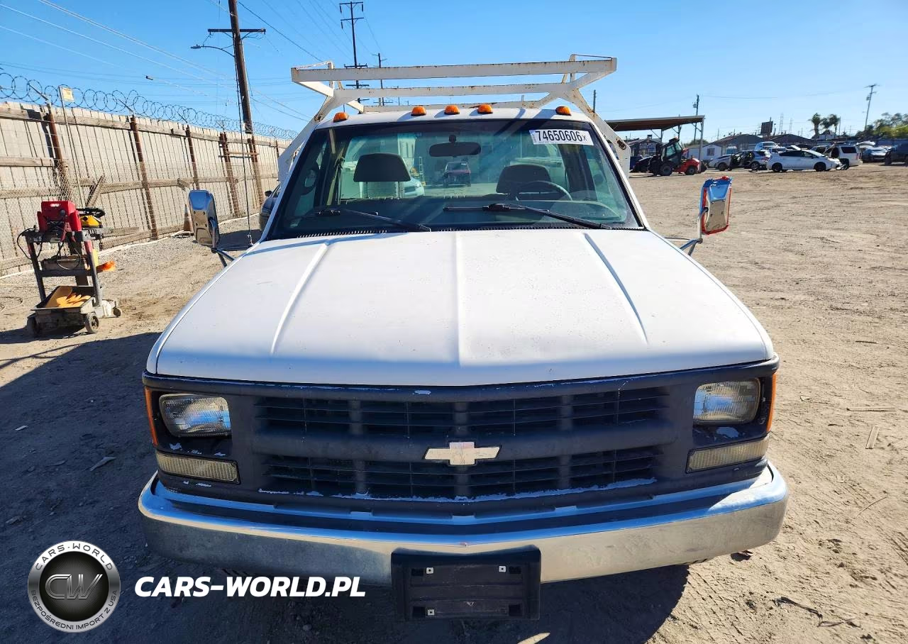 2000 Chevrolet Gmt-400 C3500 VIN:1GBHC34R7YF471032 - 5