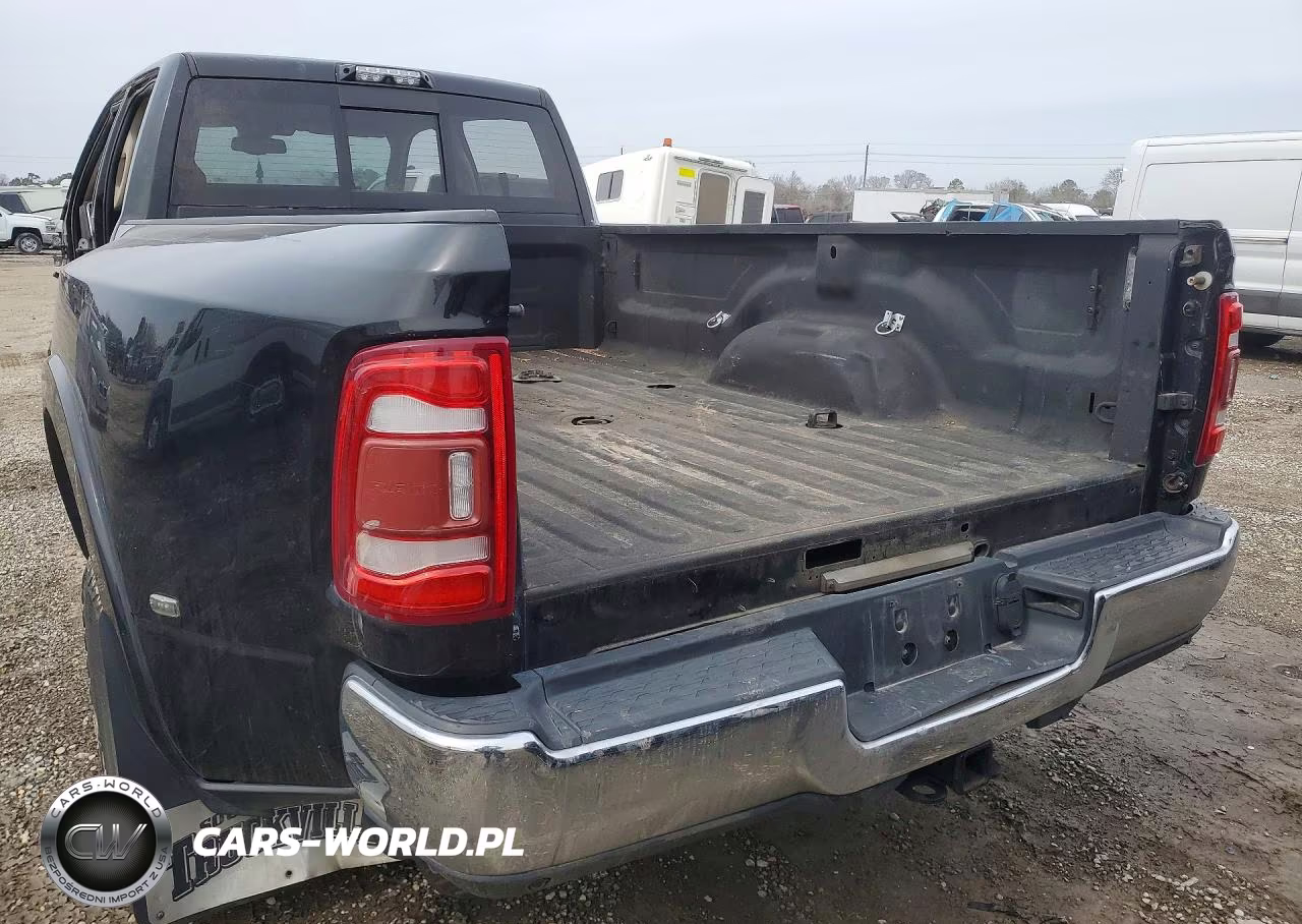 2019 Ram 3500 Laramie VIN:3C63RRJL6KG515977 - 6