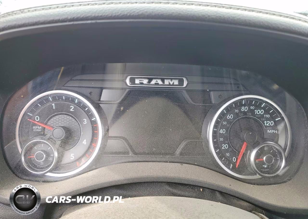 2019 Ram 3500 Laramie VIN:3C63RRJL6KG515977 - 9