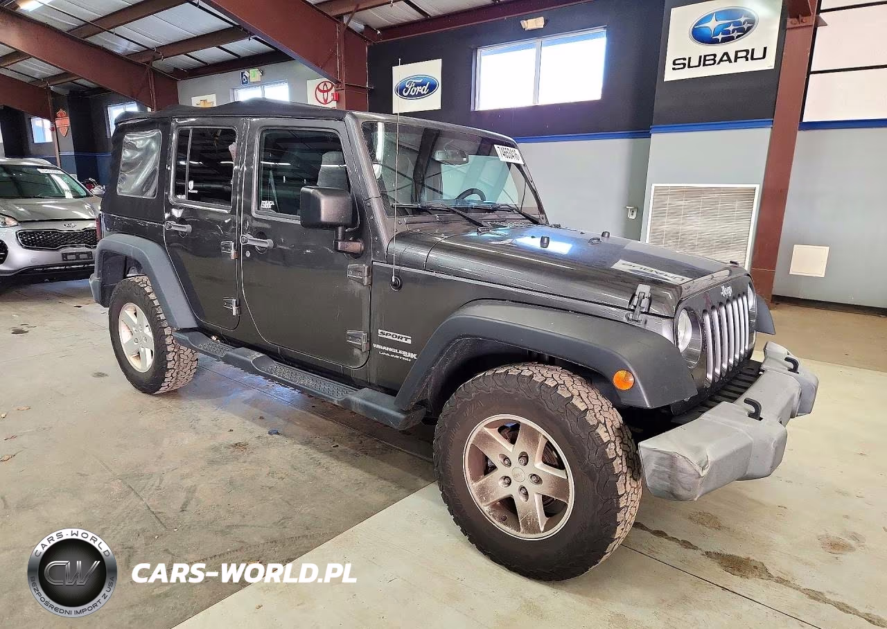 2018 Jeep Wrangler Unlimited Sport VIN:1C4HJWDG5JL862141 - 4