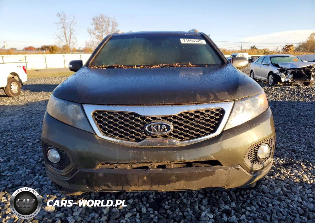 2013 Kia Sorento Lx VIN:5XYKT3A63DG313614 - 5