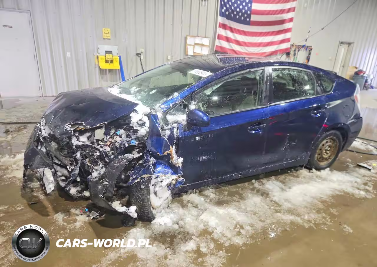 2013 Toyota Prius Two