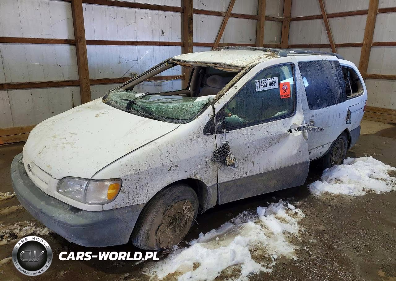 1999 Toyota Sienna Le