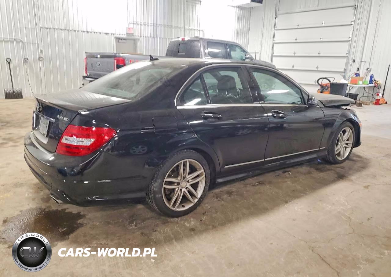 2014 Mercedes-Benz C 300 4Matic VIN:WDDGF8AB4ER306235 - 3
