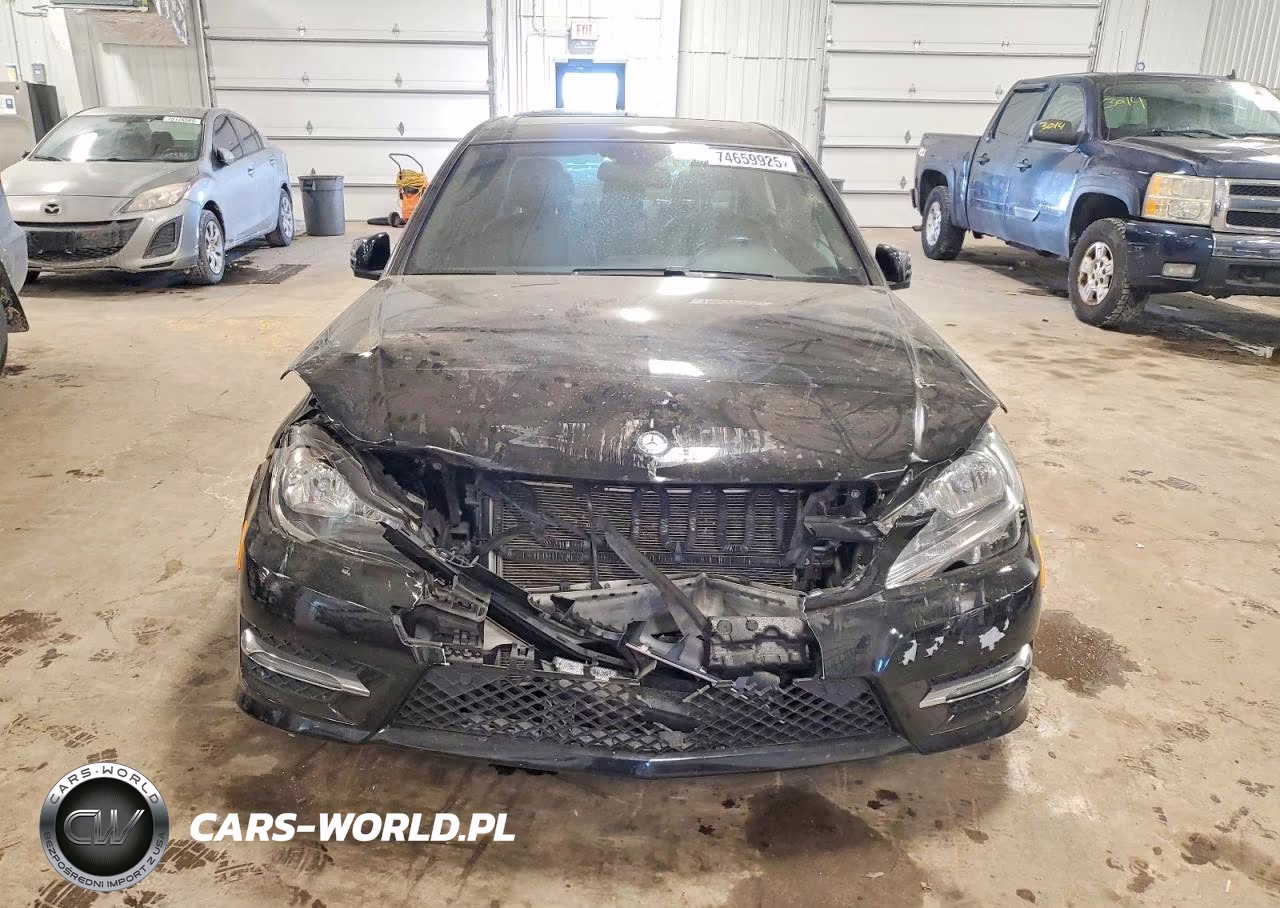 2014 Mercedes-Benz C 300 4Matic VIN:WDDGF8AB4ER306235 - 5