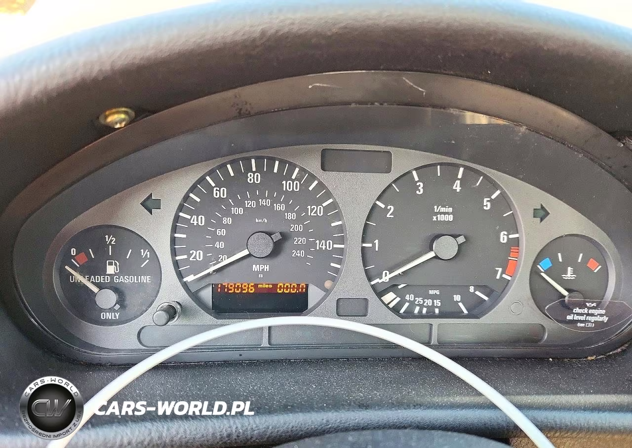 1998 BMW 328 I Automatic VIN:WBACD432XWAV63529 - 9