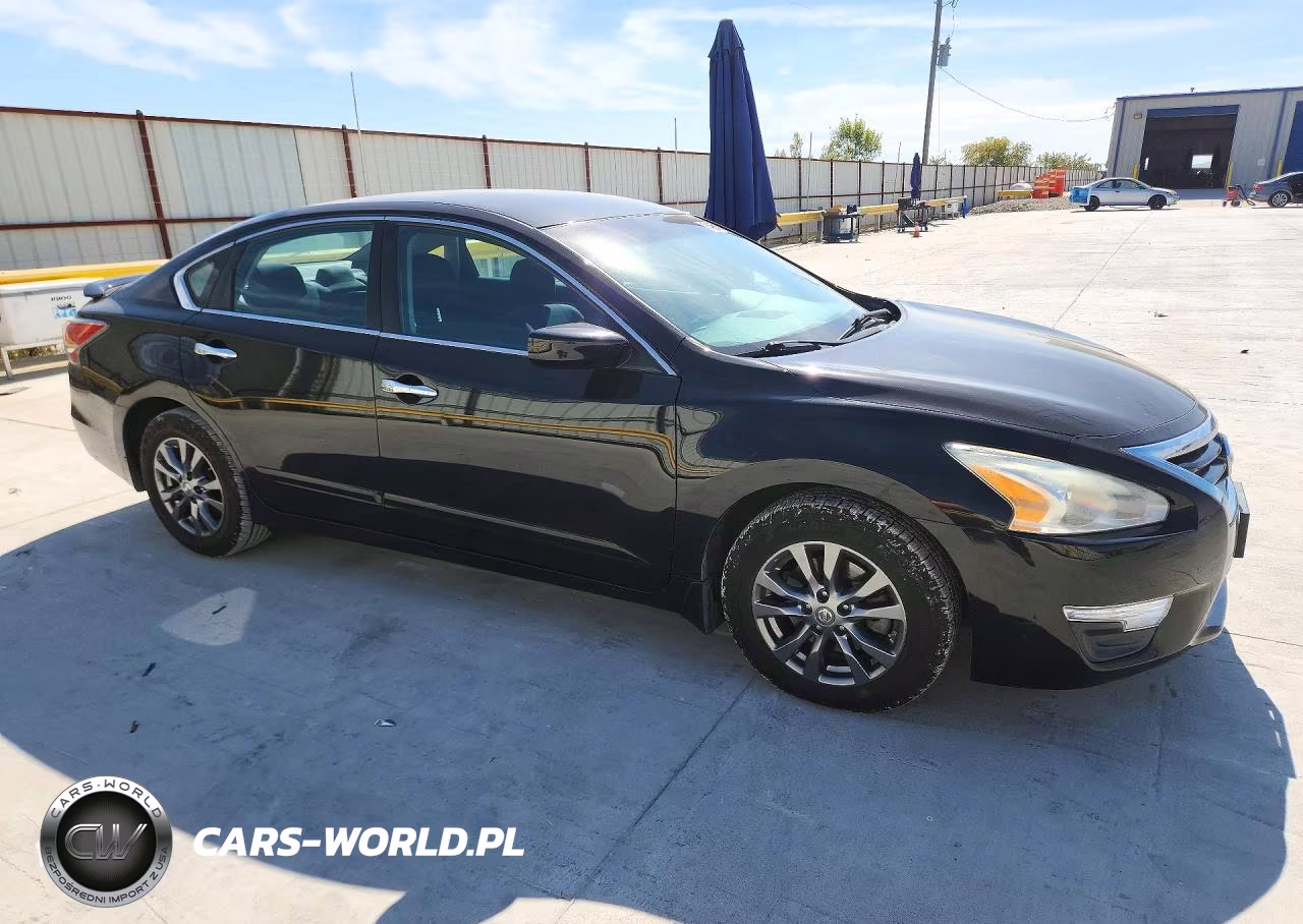 2015 Nissan Altima 2.5 S VIN:1N4AL3AP1FC479874 - 4