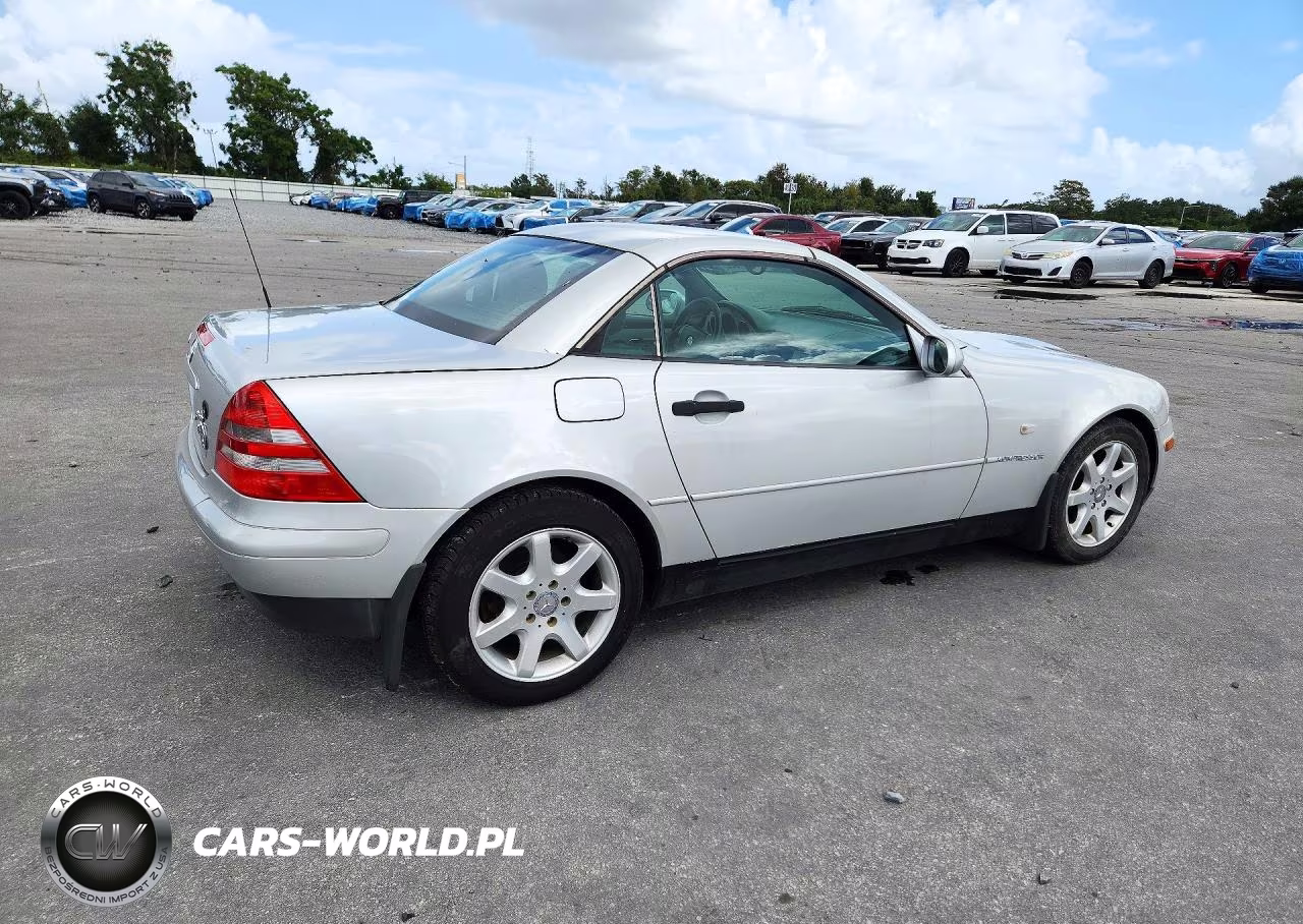 1999 Mercedes-Benz Slk 230 Kompressor VIN:WDBKK47F8XF111986 - 3