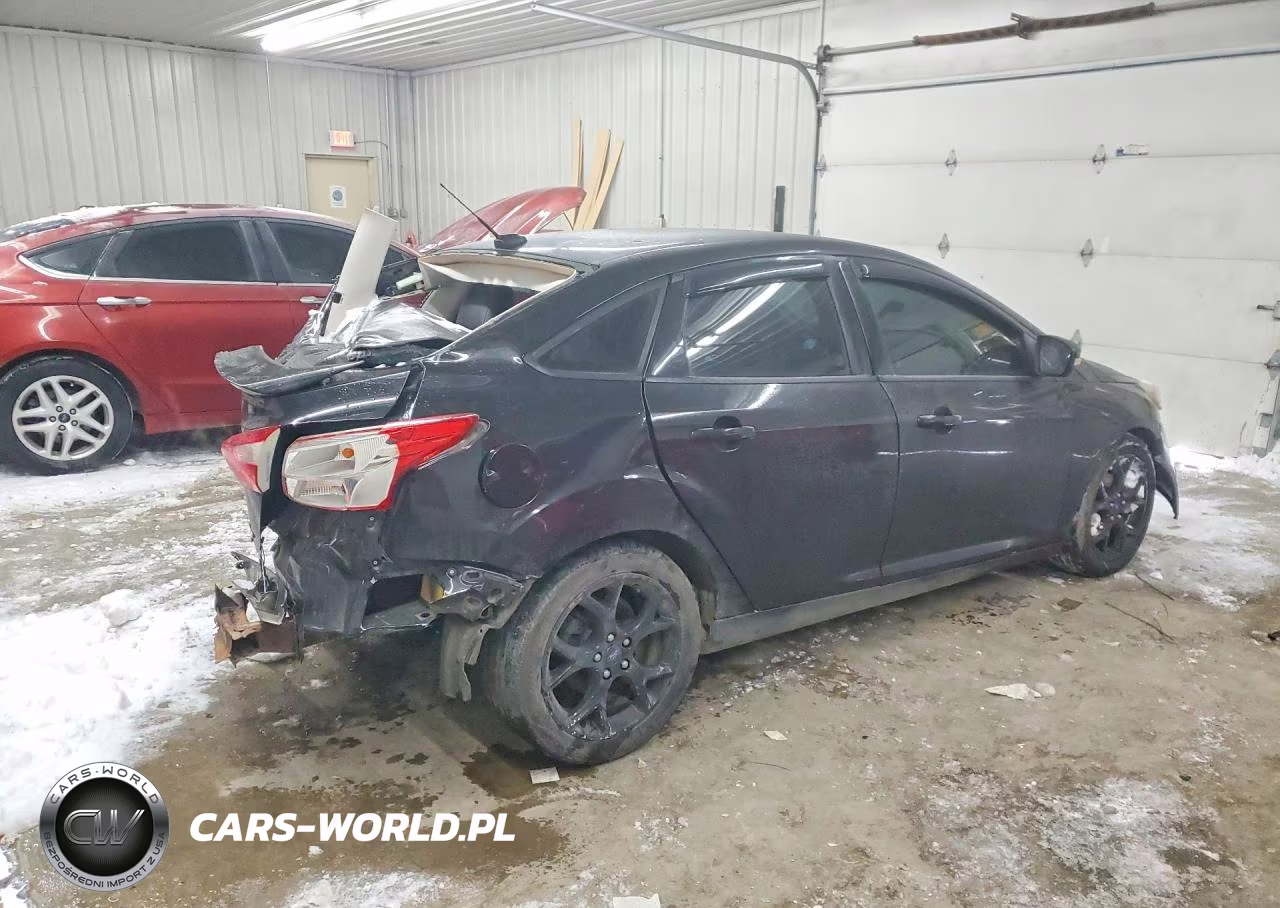2013 Ford Focus Se VIN:1FADP3F2XDL380787 - 3