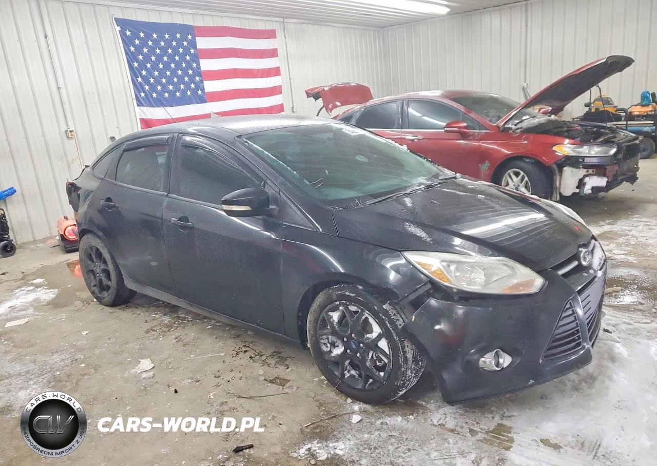 2013 Ford Focus Se VIN:1FADP3F2XDL380787 - 4
