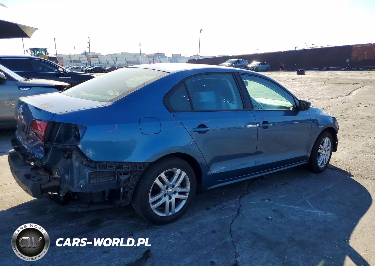 2018 Volkswagen Jetta S VIN:3VW2B7AJ6JM222122 - 3