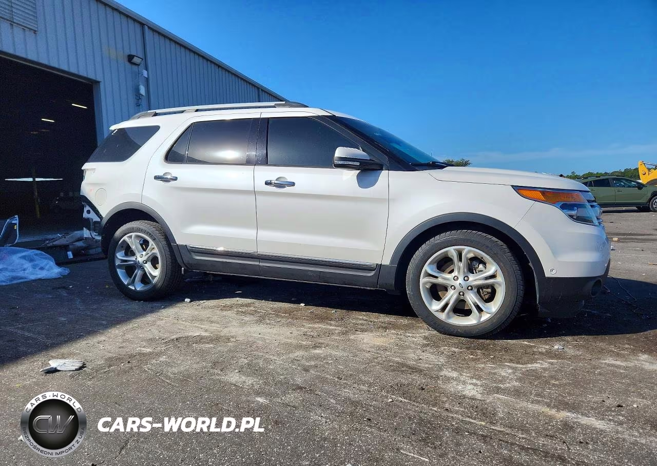 2014 Ford Explorer Limited VIN:1FM5K7F85EGC32979 - 4