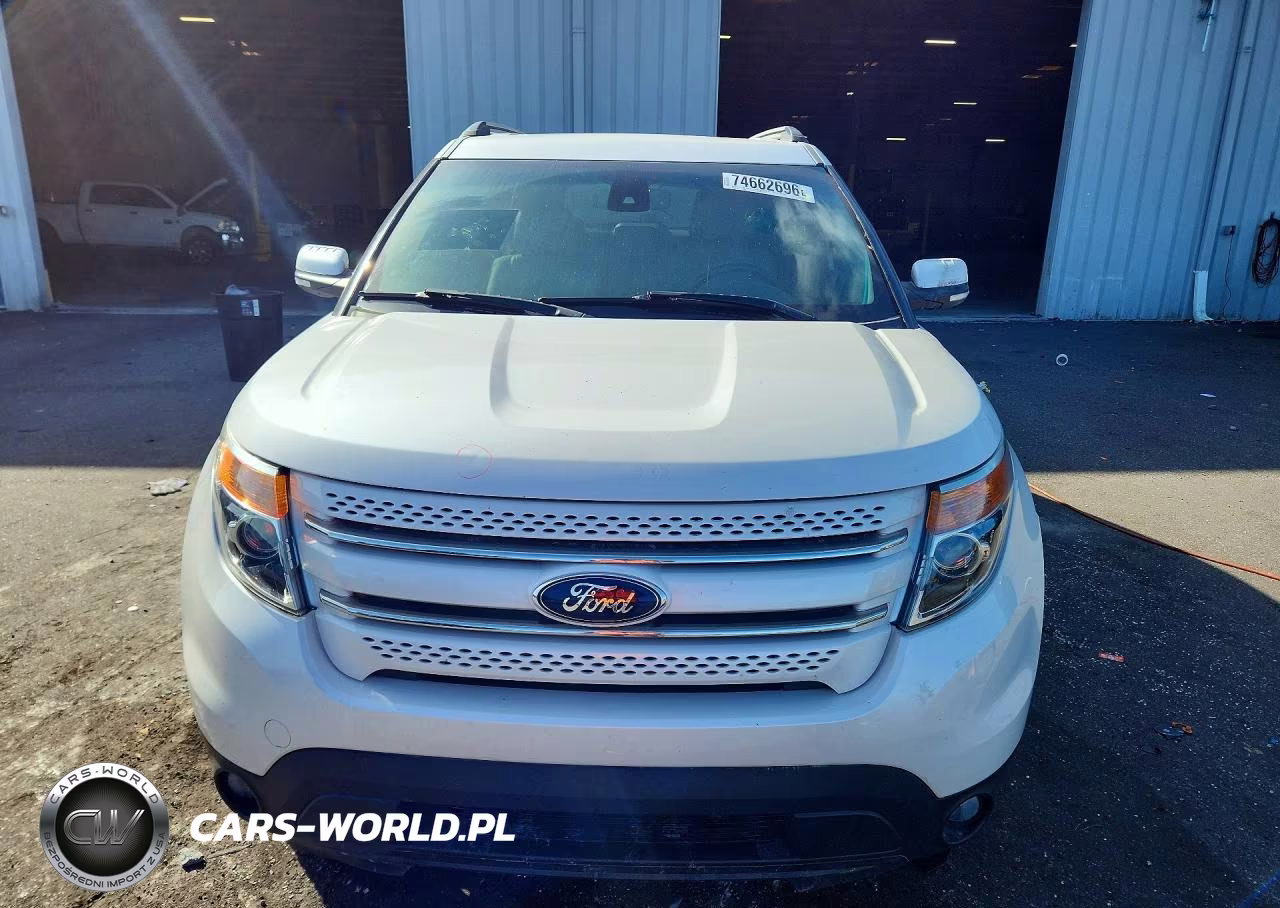 2014 Ford Explorer Limited VIN:1FM5K7F85EGC32979 - 5