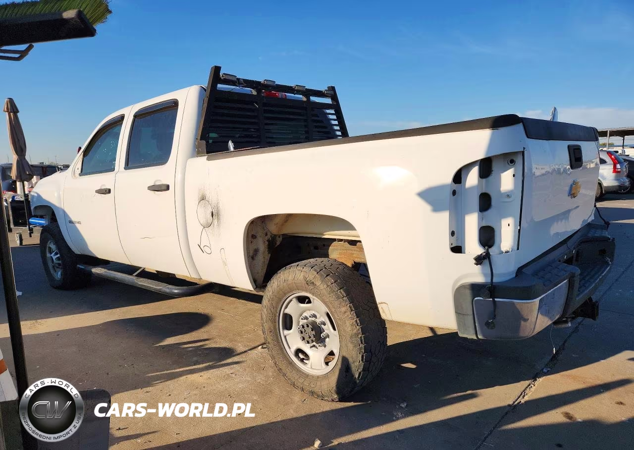 2014 Chevrolet Silverado C2500 Heavy Duty VIN:1GC1CVCG5EF180372 - 2