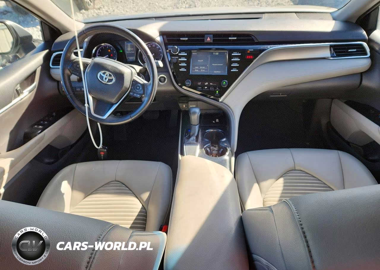 2018 Toyota Camry Se VIN:4T1B11HK8JU653697 - 8